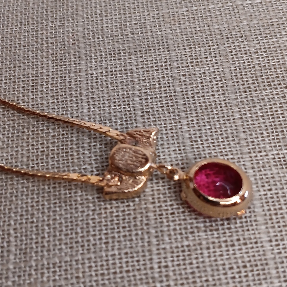 Pink Stone Gold Tone Herringbone Chain Necklace 17" Long - Picture 4 of 5